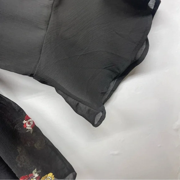 Torrid embroidered chiffon bell sleeve blouse  3X - Picture 7 of 10